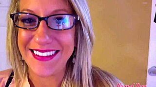 Blonde Anya with Tattoos and Shaved Wet Muff Plays with Magic Wand