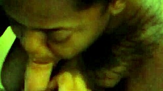 hey check out this ebony bbw giving amateur head