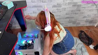 Sexy milf repairman in stockings gets paid with hot cum on desk