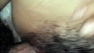 Amateur asian mature shares genuine homemade intimate moments