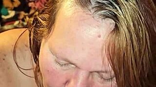 Big ass milf teases with her feet in hot fetish play