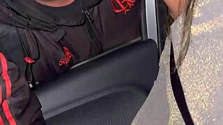 esposa PUTA exibe na praia e fode desconhecido NA FRENTE do corno no mirante!