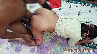 hot indian bhabhi auntie fucks big cock in salwar suit leggings cumshot