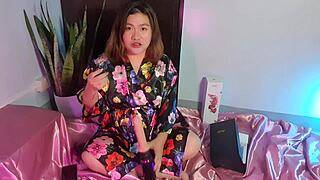 hot chubby andrea squirts huge from honeyplaybox toy play