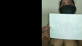 verified milf mommy spreads for hardcore mommy pounding action