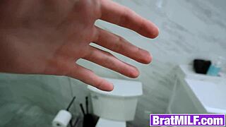 BRATTY BIG ASS STEPMOM VALENTINA BELLUCCI FUCKS STEPSON HARD!