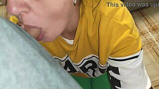 Married milf begs no creampie during sloppy cum-guzzling blowbang!!