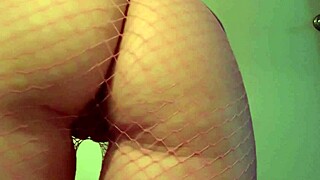 Italian Milf Artemisia Love Bounces Huge Real Ass in Fishnets Closeup!