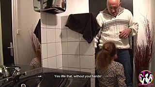 想看辣妈变身硬核肛交骚货吗