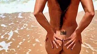fiz sexo na praia com fotógrafo pau grande marido filmando