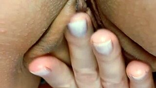 i can't stop rubbing my huge shaved pussy lips auntie style so horny today