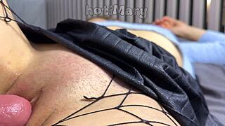 watch this milf pussy get fucked closeup then creampied dripping