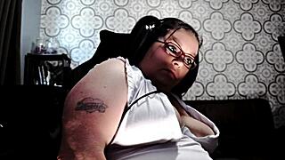 bbw gaming streamer fingers fat pussy during horny solo preview