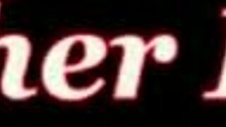 sara jay's naughty mature clit vibes hard on bed 😈💦🔥