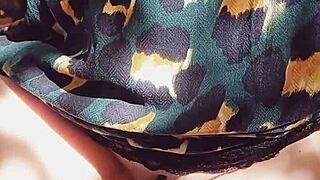 MATURE WIFE'S HUGE SHAVED CAMELTOE PUSSY FLASHED OUTDOORS!