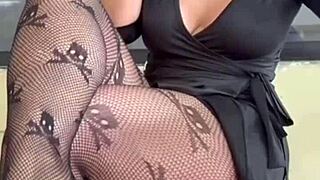 i spot this hot milf at the cafe flashing no panties underneath so i fuck her hard outdoors