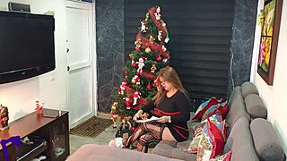 Hot Latina Milf's Homemade Vaginal Fuck Ends in Oral Cumshot