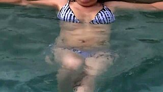 i masturbate watching huge cocks on beach