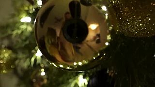 Hubby films cute wife's curvy ass and pussy glazed with cum under tree