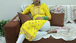 Indian stepmom: 'Beta, chudai karo mummy ki tight chut!' Hindi dirty talk