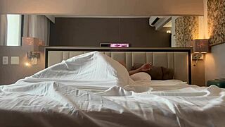 quero esse pau gostoso na minha buceta leite na boca cedo