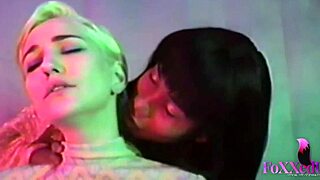 Big Tits Black Milf Jenna Foxx Licks Pussy Lips In Sex Chair Lesbian Action