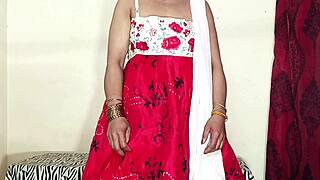 Desi Anal Christmas Fuck Turns into New Year Bareback