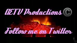 Festive facial finish after milf wife gets fucked doggystyle