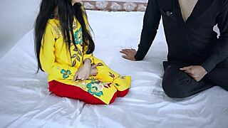 Stepmom fucked shopkeeper's cock instead of paying cash