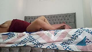 oh man she's cumming hard... lonely stepmom fingers herself squirting solo