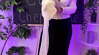 Minimi Diamante dances in sexy nylon pantyhose heels